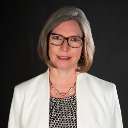 Photo of Dr. Donna Albrecht 